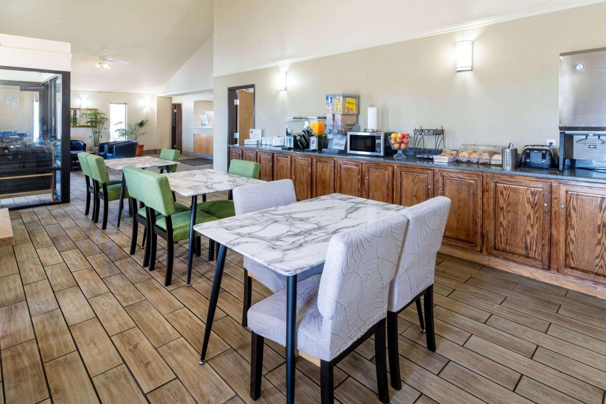 מלון Super 8 By Wyndham Cheyenne Wy מראה חיצוני תמונה